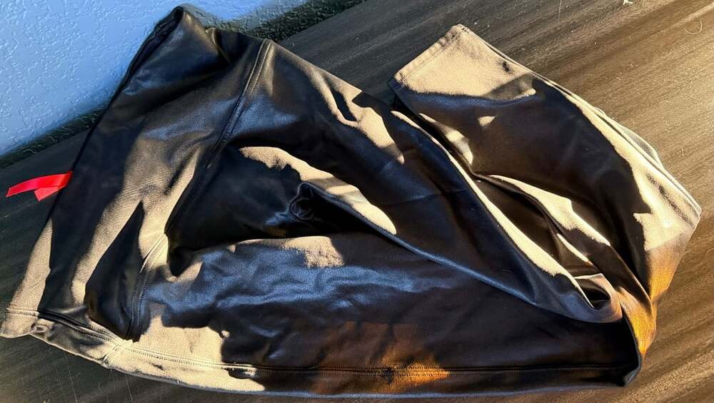 Spanx Faux Leather Leggings Petite Black Size L
